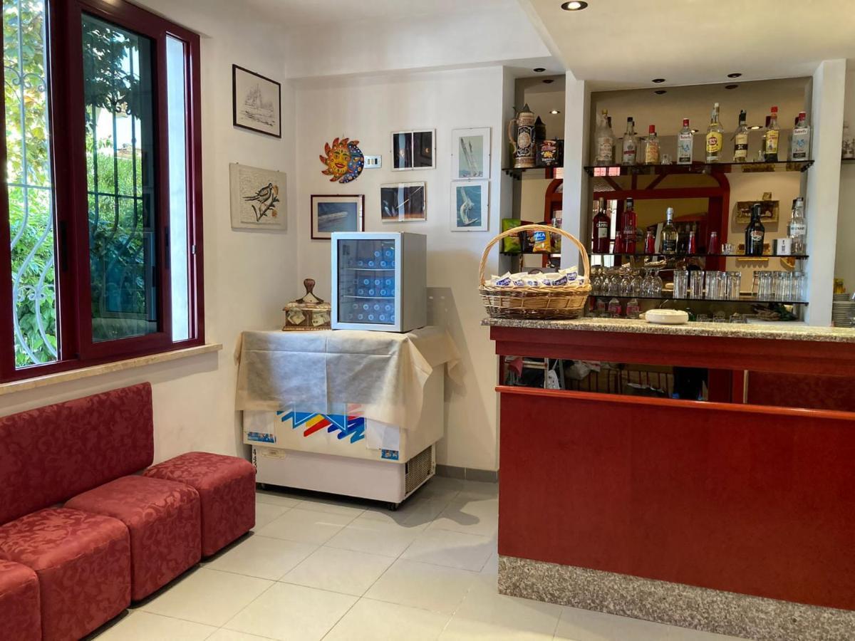 Hotel Villa Sorci Rimini Exterior photo